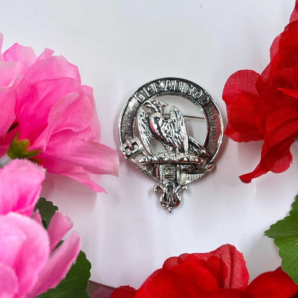 Clan Munro Vintage Scottish Clansman Creat Badge Brooch